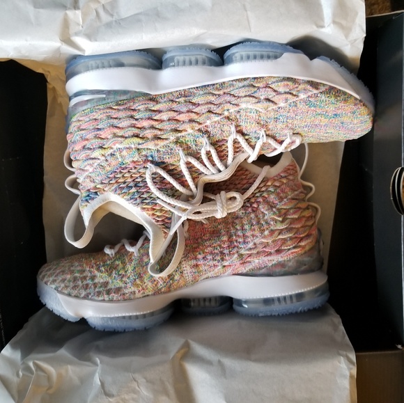 Nike Lebron 15 \'Fruity Pebbles\' main image 4